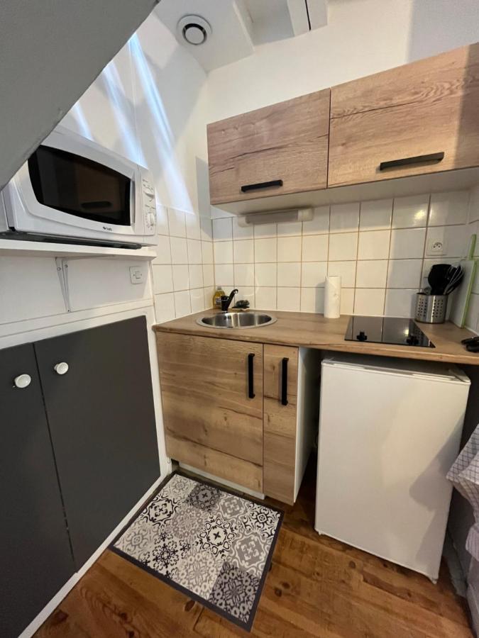 Logement Au Coeur De Dole Exterior photo