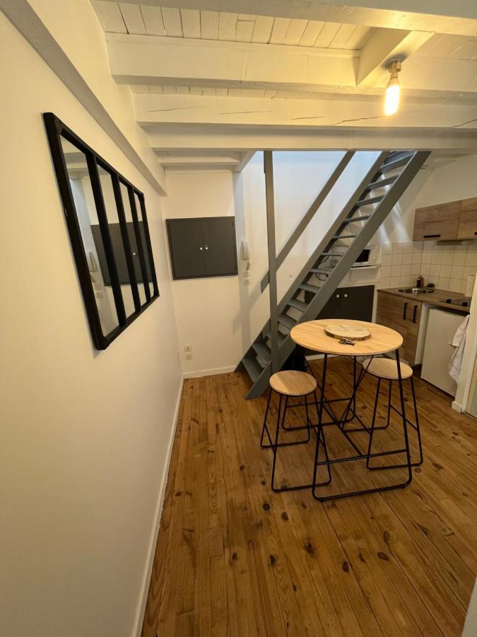 Logement Au Coeur De Dole Exterior photo